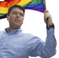 Rosmit Mantilla is een Venezolaanse LGBTI-activist en politicus, die tweeënhalf jaar in de gevangenis zat. Hij werd valselijk beschuldigd van het accepteren van steekpenningen.
