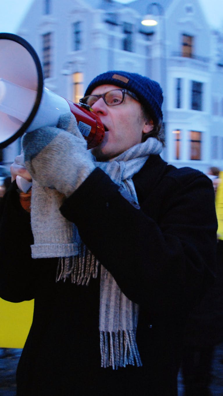 Demonstratie in de Noorse hoofdstad Oslo voor de bevrijding van de Raif Badawi, die in Saudi-Arabië tot tien jaar cel en duizend zweepslagen veroordeeld is