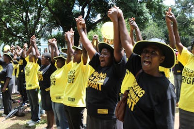 Zimbabwanen bij een evenement van Amnesty in Harare
