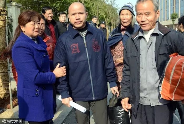In China zijn eind november vier terdoodveroordeelde mannen vrijgelaten. Huang Zhiqiang, Fang Chunping, Cheng Fagen en Cheng Lihe zaten meer dan dertien jaar in de gevangenis,