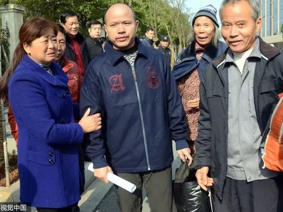In China zijn eind november vier terdoodveroordeelde mannen vrijgelaten. Huang Zhiqiang, Fang Chunping, Cheng Fagen en Cheng Lihe zaten meer dan dertien jaar in de gevangenis,