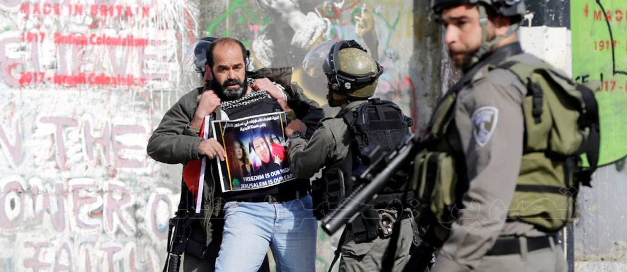 Munther Amira tijdens een demonstratie tegen de Israëlische bezetting van Palestijns gebied.