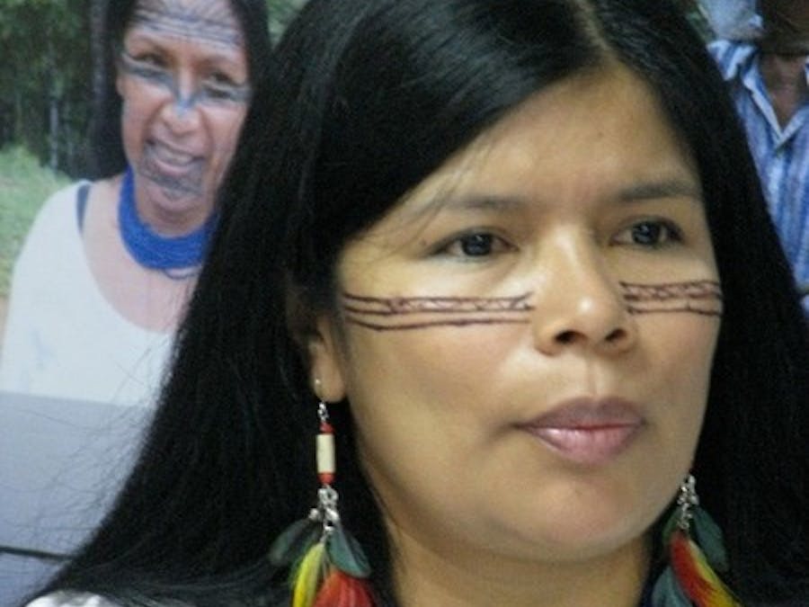 Patricia Gualinga, from the Kichwa community of Sarayaku, at the press conference before their hearing at the Corte Interamericana de Derechos Humanos (Inter-American Court of Human Rights), Costa Rica, July 2011. The Indigenous Kichwa People of Sarayaku (Pueblo Originario Kichwa de Sarayaku) of Ecuador is campaigning for their right to be consulted, including their right to consent, regarding development projects that affect them. Some time ago, the government authorized a company to enter their ancestral land and drill for oil without having consulted with Sarayaku beforehand. Sarayaku’s case is representative of the case of many other Indigenous communities across the Americas. But they have gone a step farther. Having exhausted all judicial avenues at home, they have taken their case to the Inter-American Court of Human Rights. The Court’s forthcoming ruling will send a strong message to the Ecuadorian government and to all governments across the region. Amnesty International is supporting Sarayaku’s campaign to defend their own rights and the rights of many other communities across the Americas. Governments must consult with Indigenous people before carrying out development projects which may affect their lives.