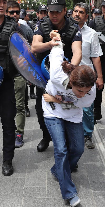Arrestaties bij demonstraties in Turkije