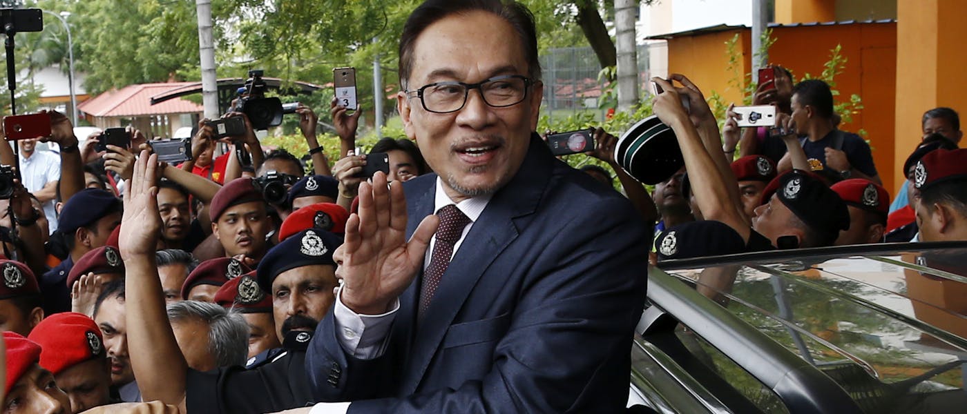 Anwar Ibrahim uit Maleisië bij zijn vrijlating op 16 mei 2018.
