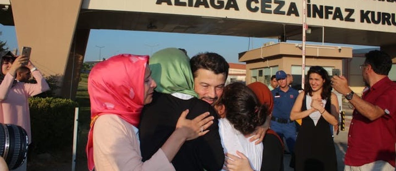 Taner Kilic uit Turkije na zijn vrijlating