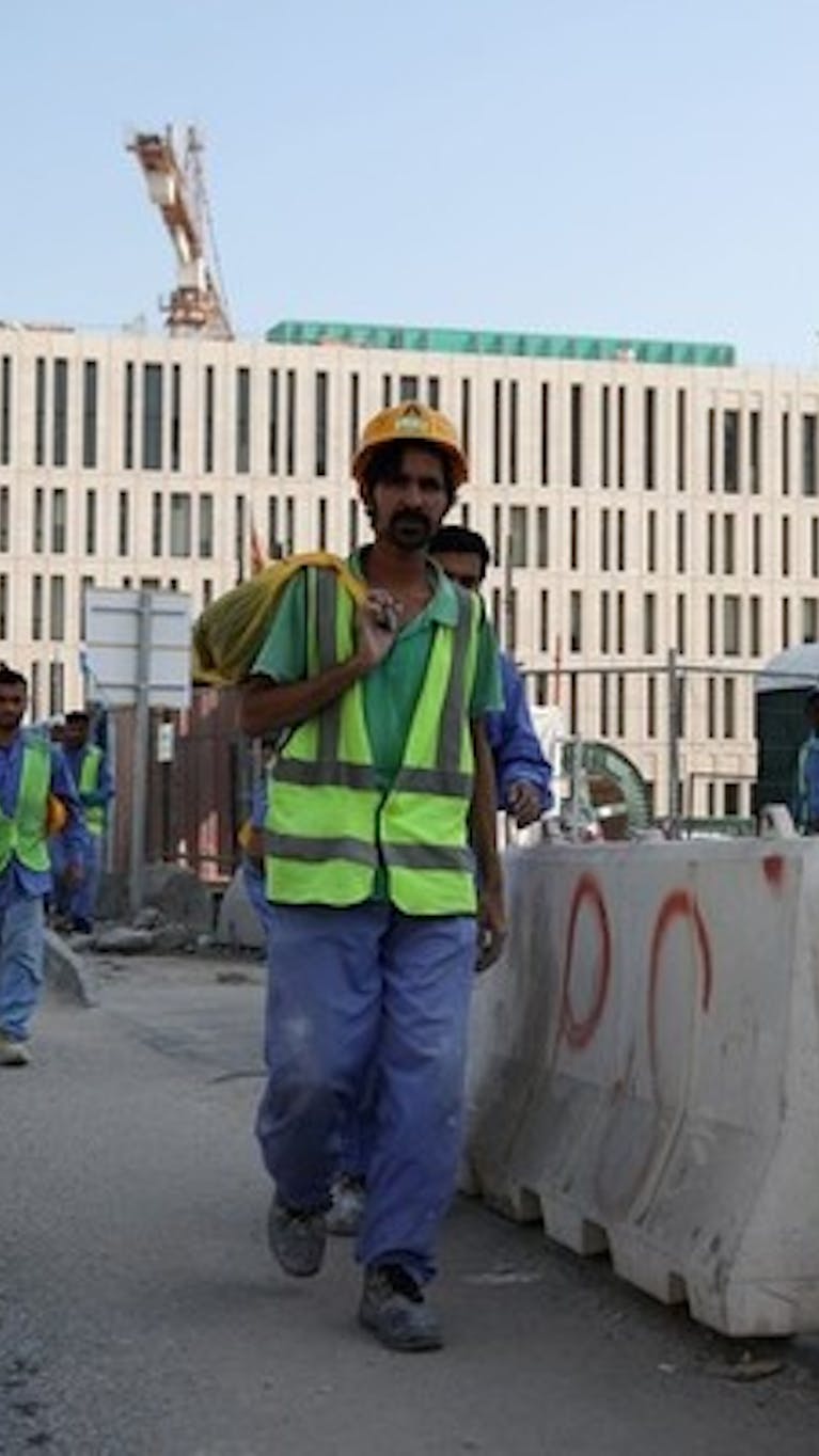 Arbeidsmigranten aan het werk in Qatar