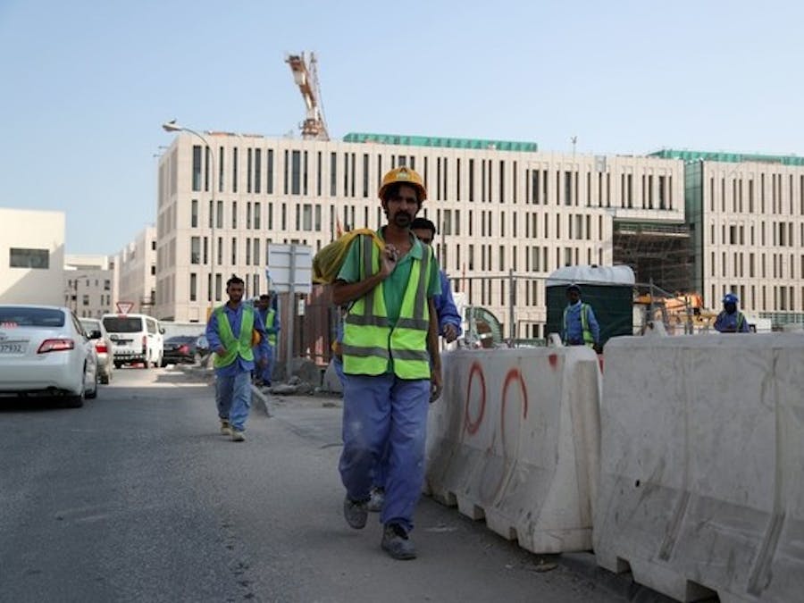 Arbeidsmigranten aan het werk in Qatar