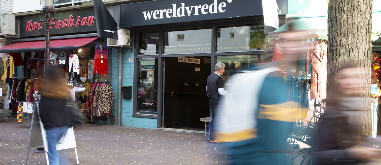 In oktober 2018 kon je in Amnesty's pop-up store in de Amsterdamse Pijp wereldvrede in een doosje kopen.