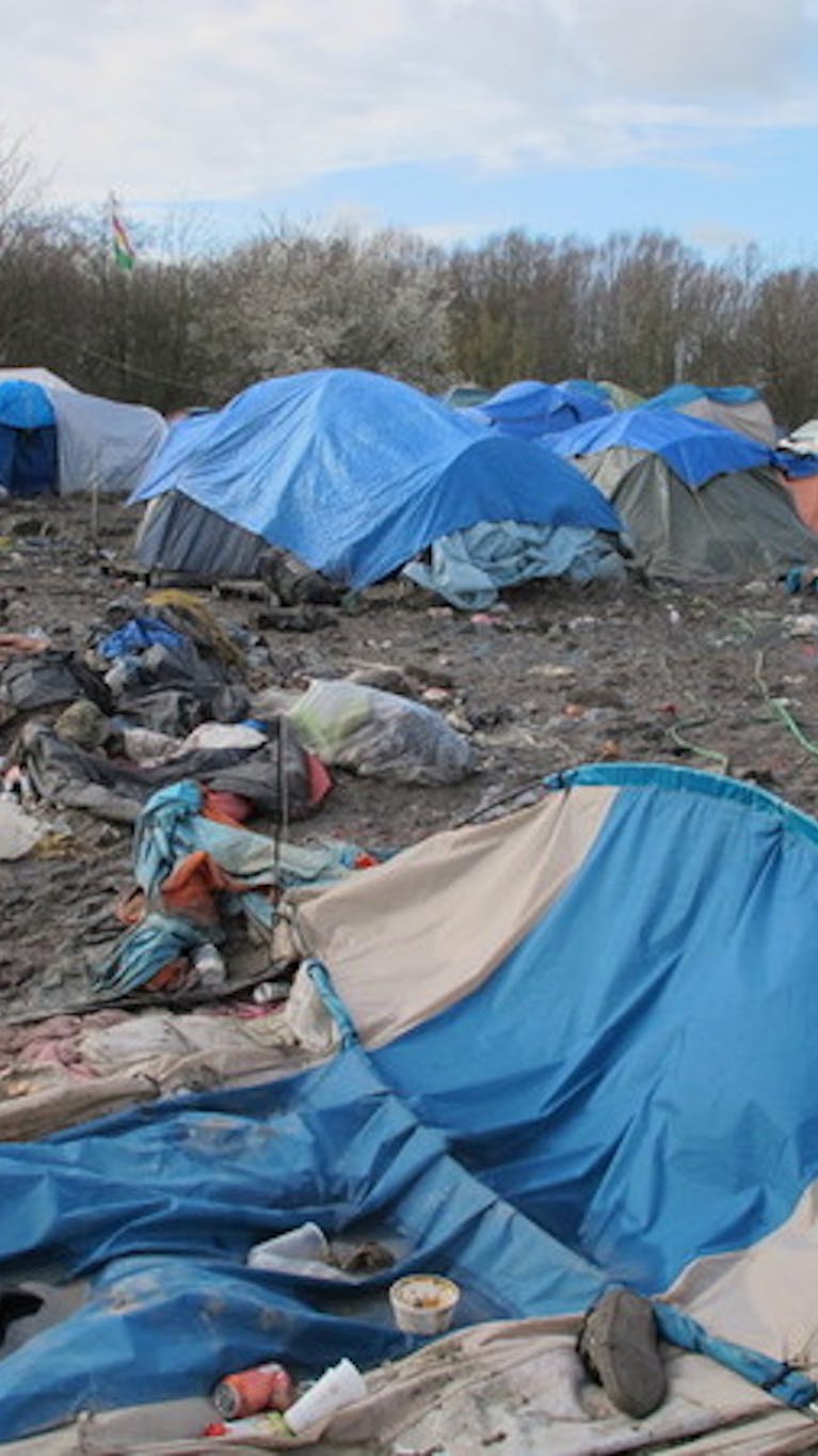 Het kamp in Grand-Synthe, in de buurt van Duinkerken in Frankrijk, voordat het eind 2016 werd ontruimd