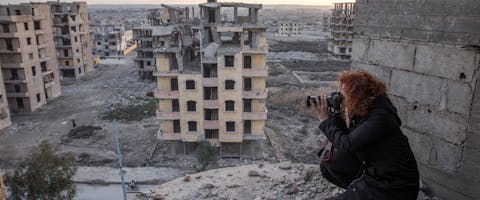 Donatella Rovera in Raqqa, Syrië