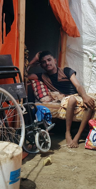 In Jemen worden mensen met een lichamelijke beperking extra getroffen wanneer ze voor de oorlog willen vluchten.