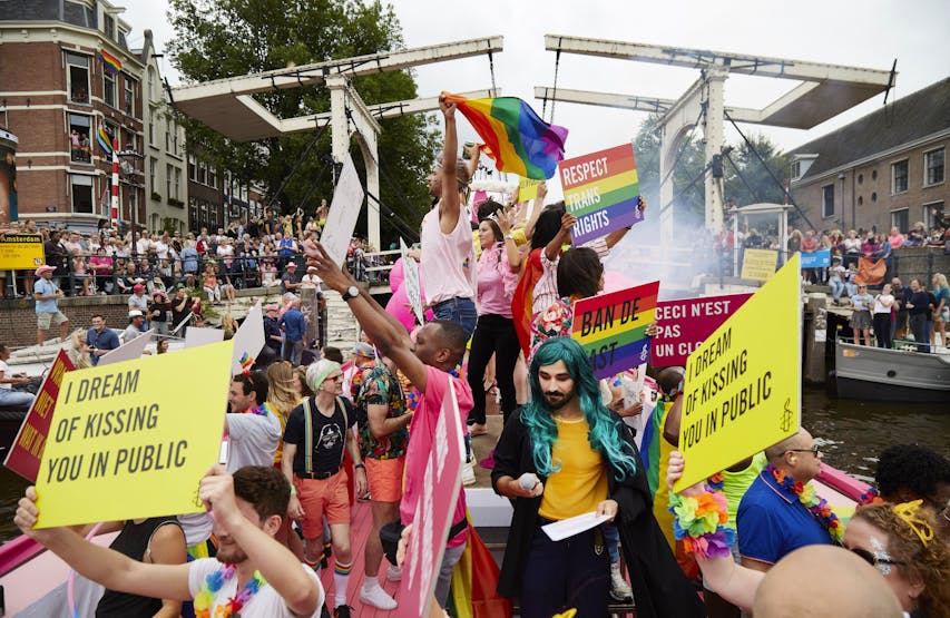 Canal Parade tijdens Pride Amsterdam 2019