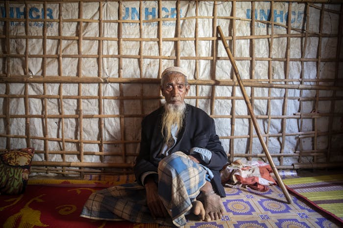 Abul Hossain in het Kutupalong-kamp in Bangladesh