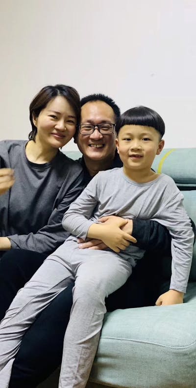 De Chinese mensenrechtenadvocaat Wang Quanzhang is na viereneenhalf jaar gevangenschap vrijgelaten.
