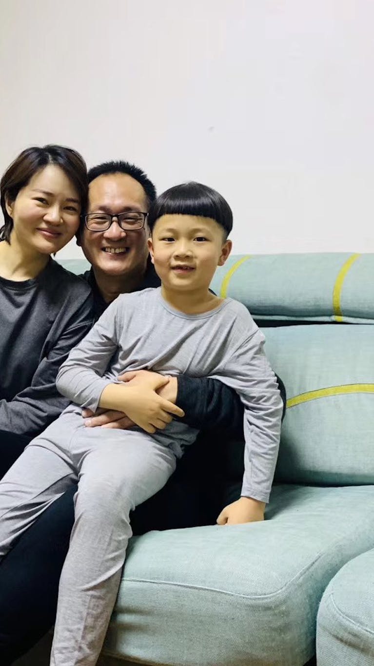 De Chinese mensenrechtenadvocaat Wang Quanzhang is na viereneenhalf jaar gevangenschap vrijgelaten.