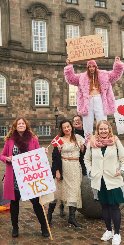 Ook in Denemarken is een wet aangenomen waardoor seks zonder instemming als verkrachting wordt bestraft