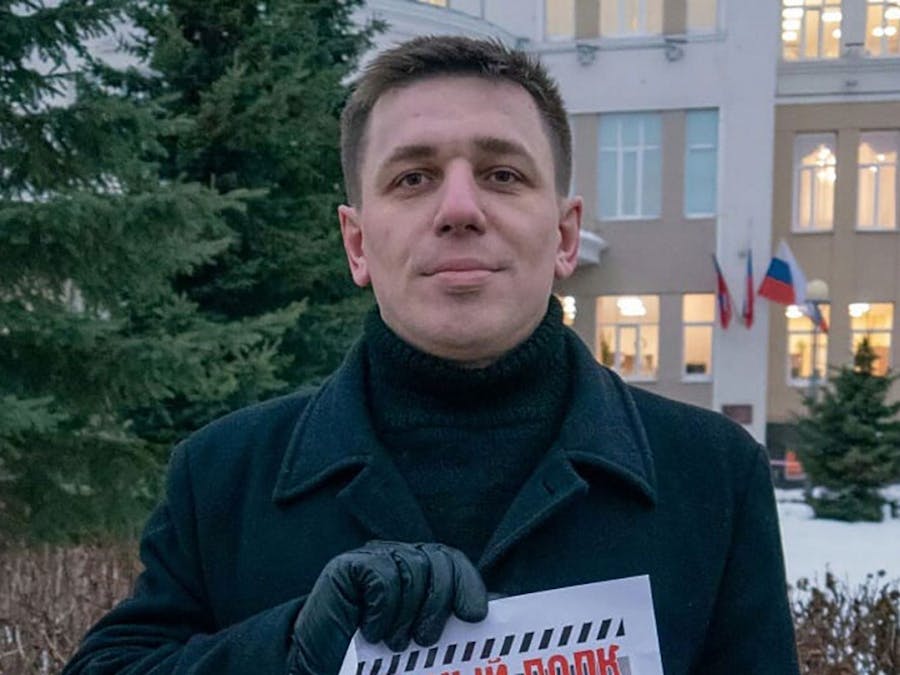 Rusland wil Andrei Borovikov tot 3 jaar cel veroordelen vanwege 'pornografie'. Borovikov deelde in 2014 een video van de rockband Rammstein