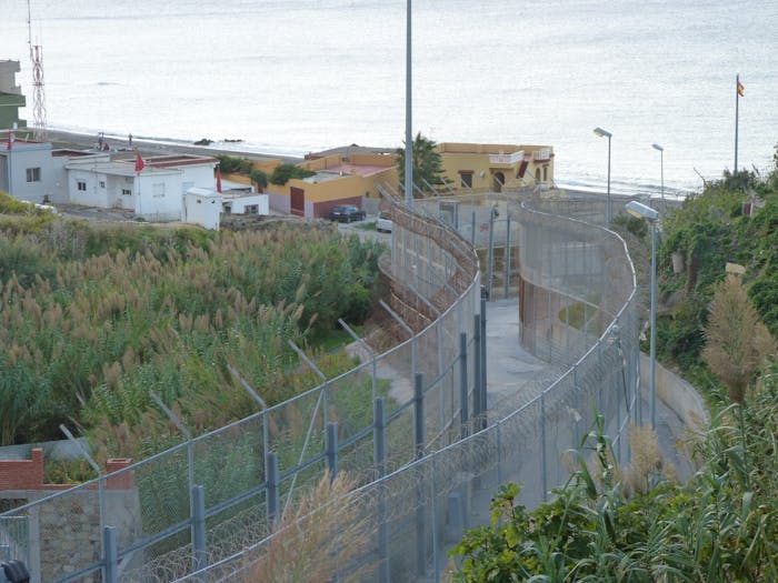 Grens bij Ceuta.