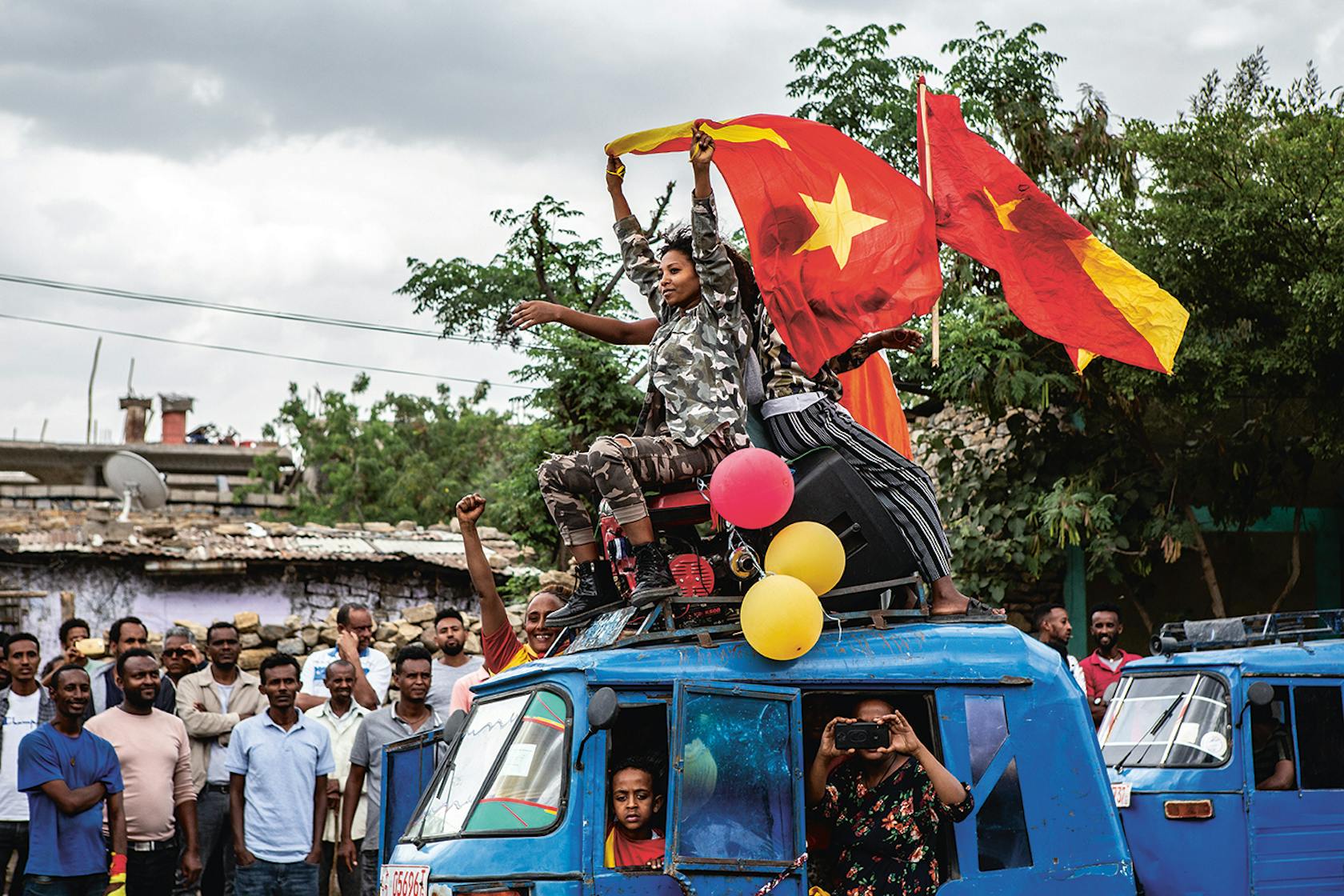 Een dag na het vertrek van het leger uit Mekelle, de hoofdstad van Tigray, verwelkomen de inwoners de Tigray Defence Forces en vieren de bevrijding, 29 juni 2021