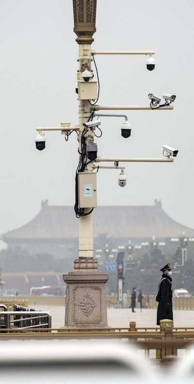 Bewakingscamera's bij Tienanmen Plein in Beijing.