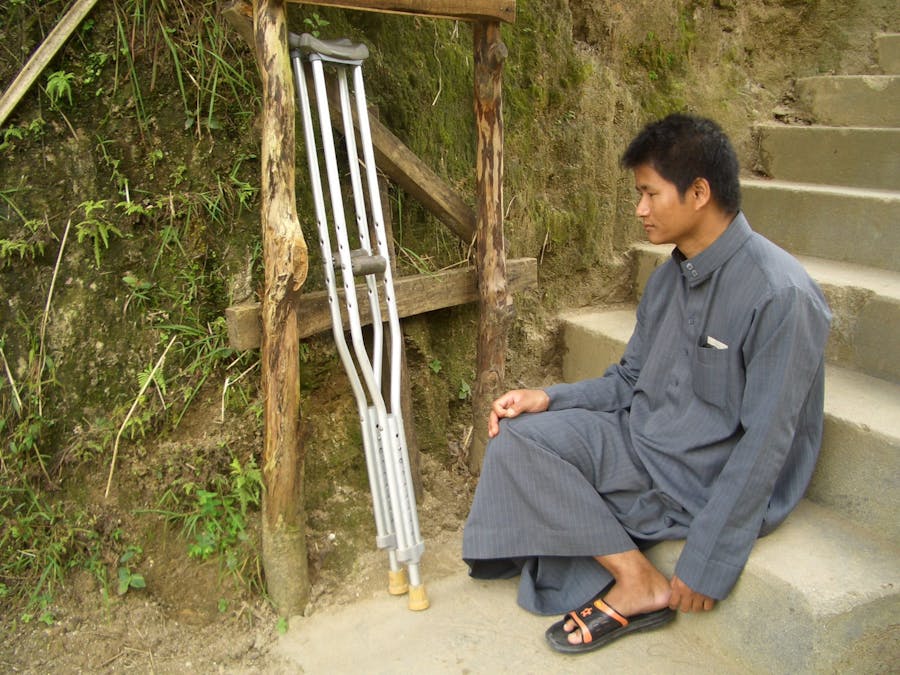 PG (38) uit Nepal verloor zijn been bij een arbeidsongeval in Saudi-Arabië. Zijn werkgever gaf hem geen compensatie.