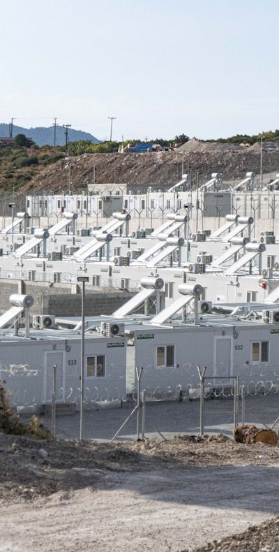 Nieuw zwaarbeveiligd asielzoekerscentrum op Samos, GRiekenland