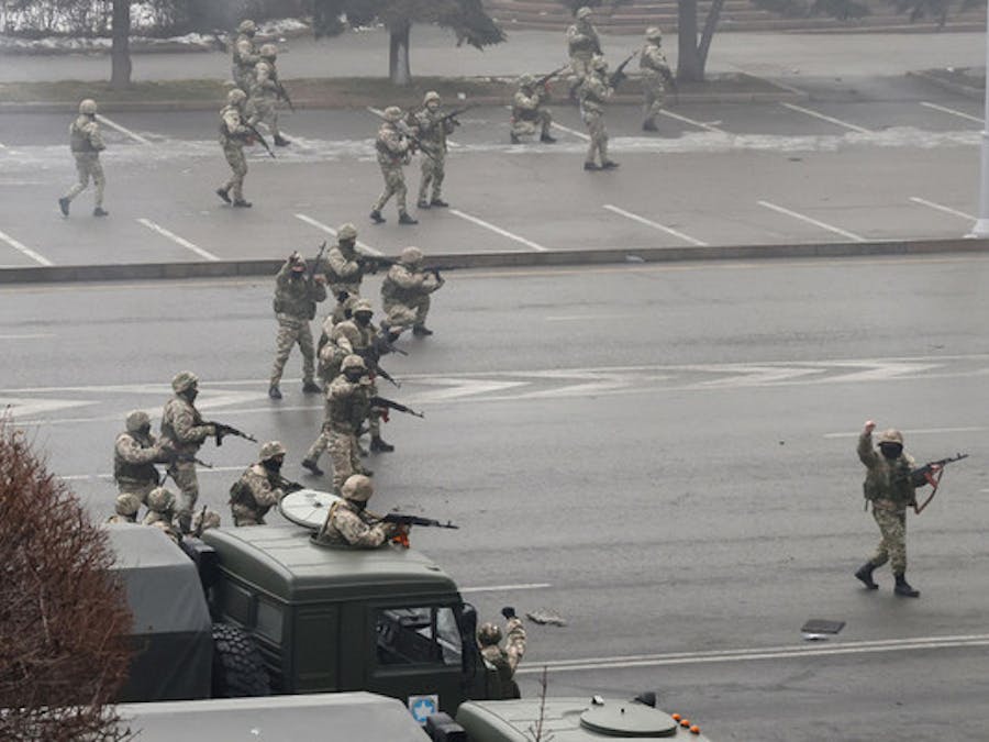 Op 7 januari 2022 riep de president van Kazachstan, Kassym-Jomart Tokayev, de veiligheidstroepen op om ‘zonder waarschuwing te schieten’ bij verdere ongeregeldheden na de recente massale protesten.