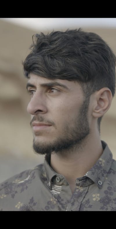Voormalige Yezidi-kindsoldaten vertellen hun verhaal in openhartige video