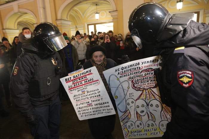 Protest tegen de oorlog in Oekraïne in Sint-Petersburg, 2 maart 2022