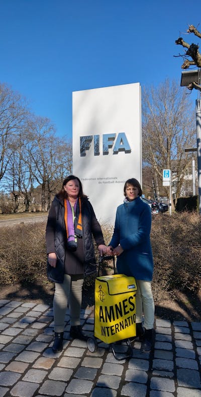 Meerderheid Nederlands publiek wil dat sponsors WK voetbal Qatar de FIFA oproepen arbeidsmigranten te compenseren
