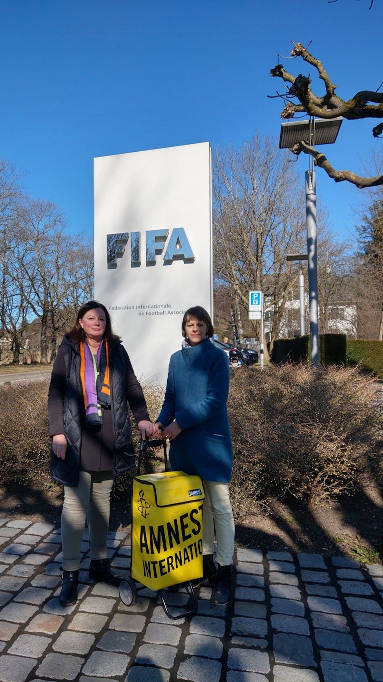 Meerderheid Nederlands publiek wil dat sponsors WK voetbal Qatar de FIFA oproepen arbeidsmigranten te compenseren
