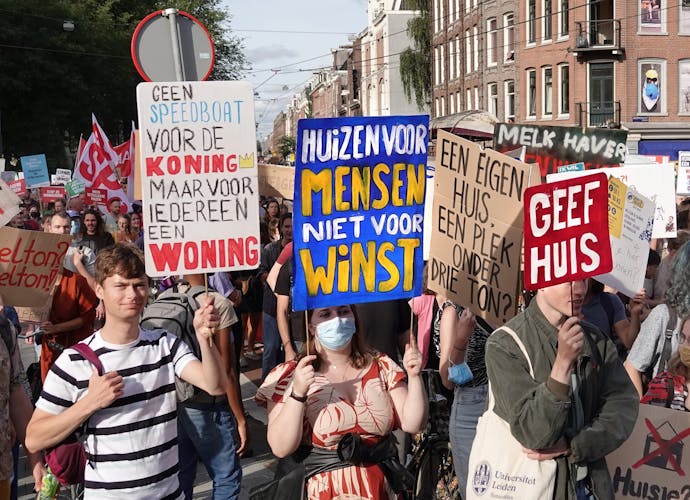 Woonprotest tegen de huizencrisis, Amsterdam, 2021.