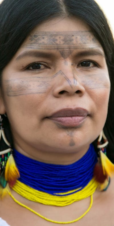 Portret van milieuactiviste Patricia Gualinga uit Ecuador