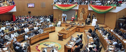 Het parlement van Ghana heeft gestemd voor het schrappen van de doodstraf uit twee wetten: de Criminal and Other Offences Act uit 1960 en de Armed Forces Act uit 1962.