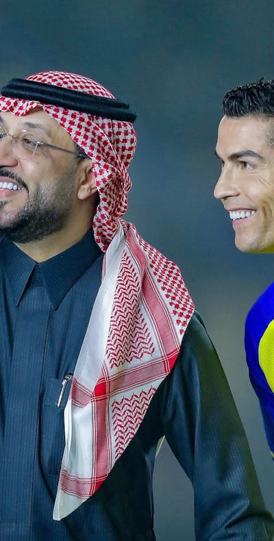 Voetballer Cristiano Ronaldo wordt gepresenteerd bij zij nieuwe club Al Nassr in Saudi-Arabië