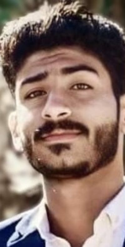 Leider van anti-overheidsprotesten in Irak, Sajjad al-Iraqi, is ontvoerd. Drie jaar later is nog steeds geen onderzoek gedaan en wordt familie bedreigd in hun zoektocht naar gerechtigheid. Teken de petitie!