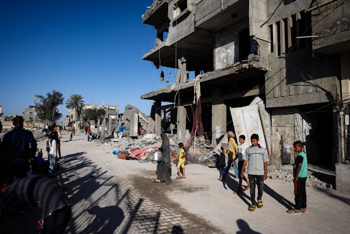 Puin na Israëlische bombardementen in Rafah 20 april 2024.