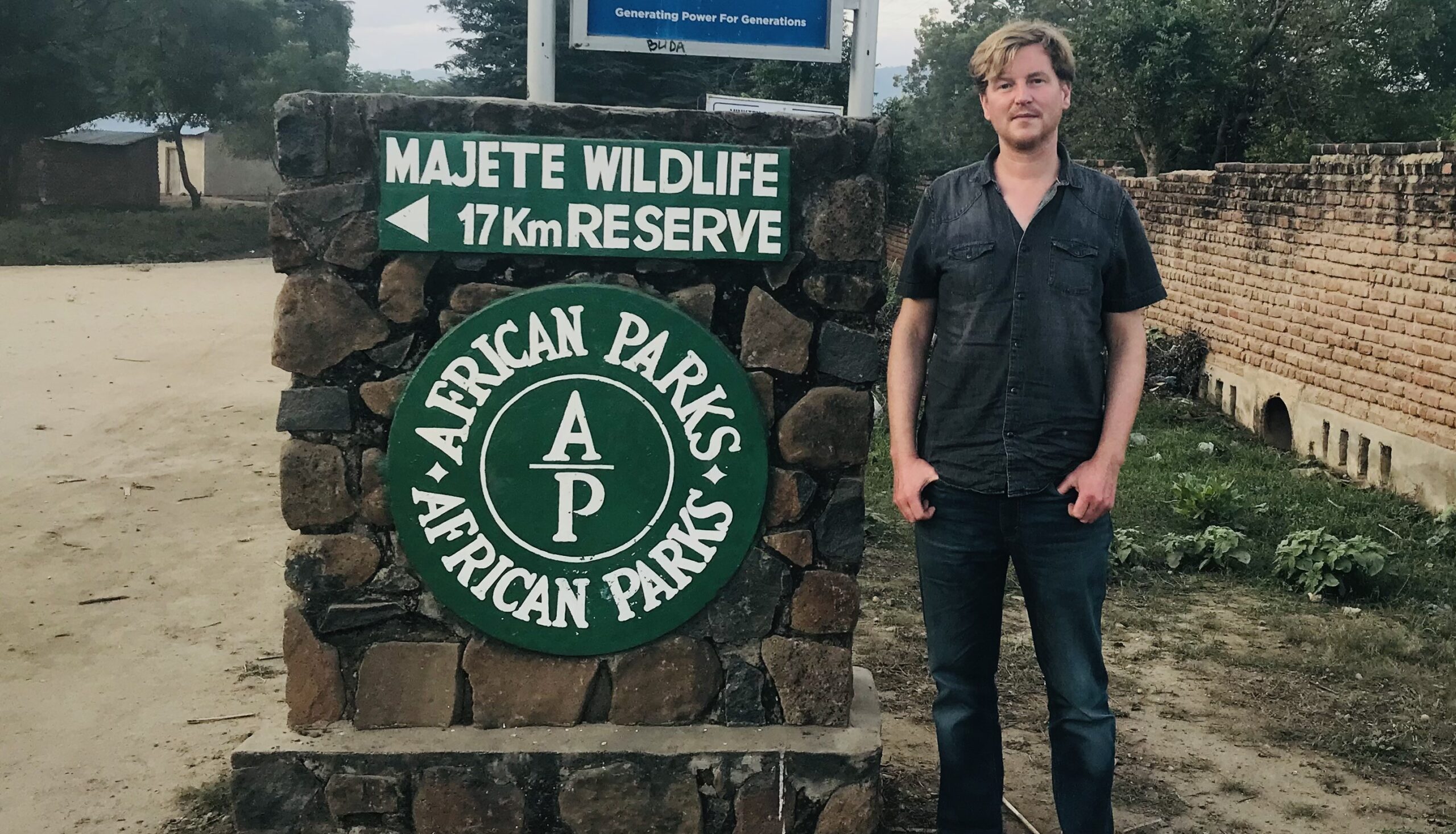 Olivier van Beemen bij het Majete Wildlife park van African Parks