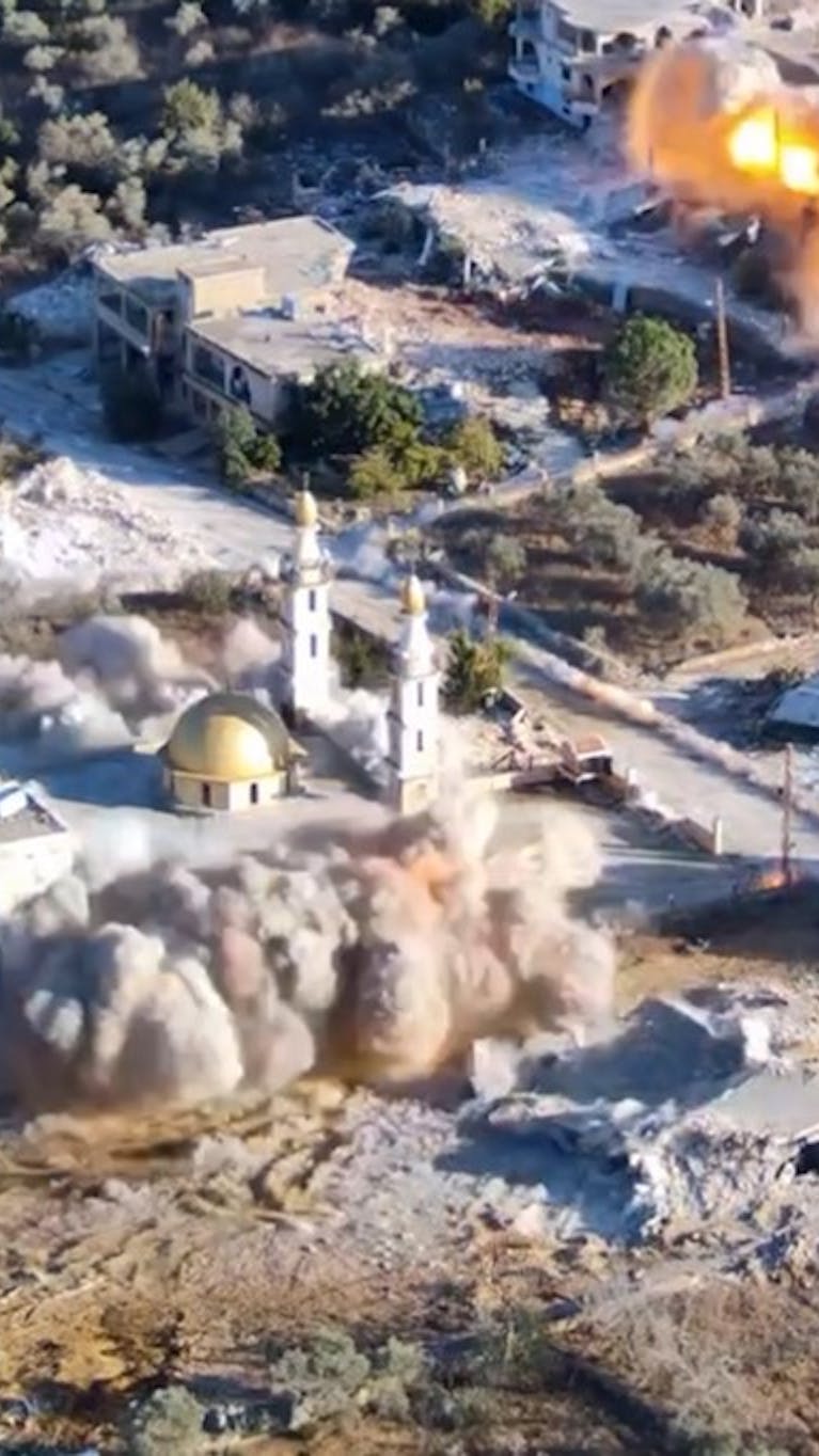 Amnesty International roept op tot onderzoek naar Israëls opzettelijke vernietigingen in Libanon van eind 2024, begin 2025, zoals hier in de gemeente Dhayra.