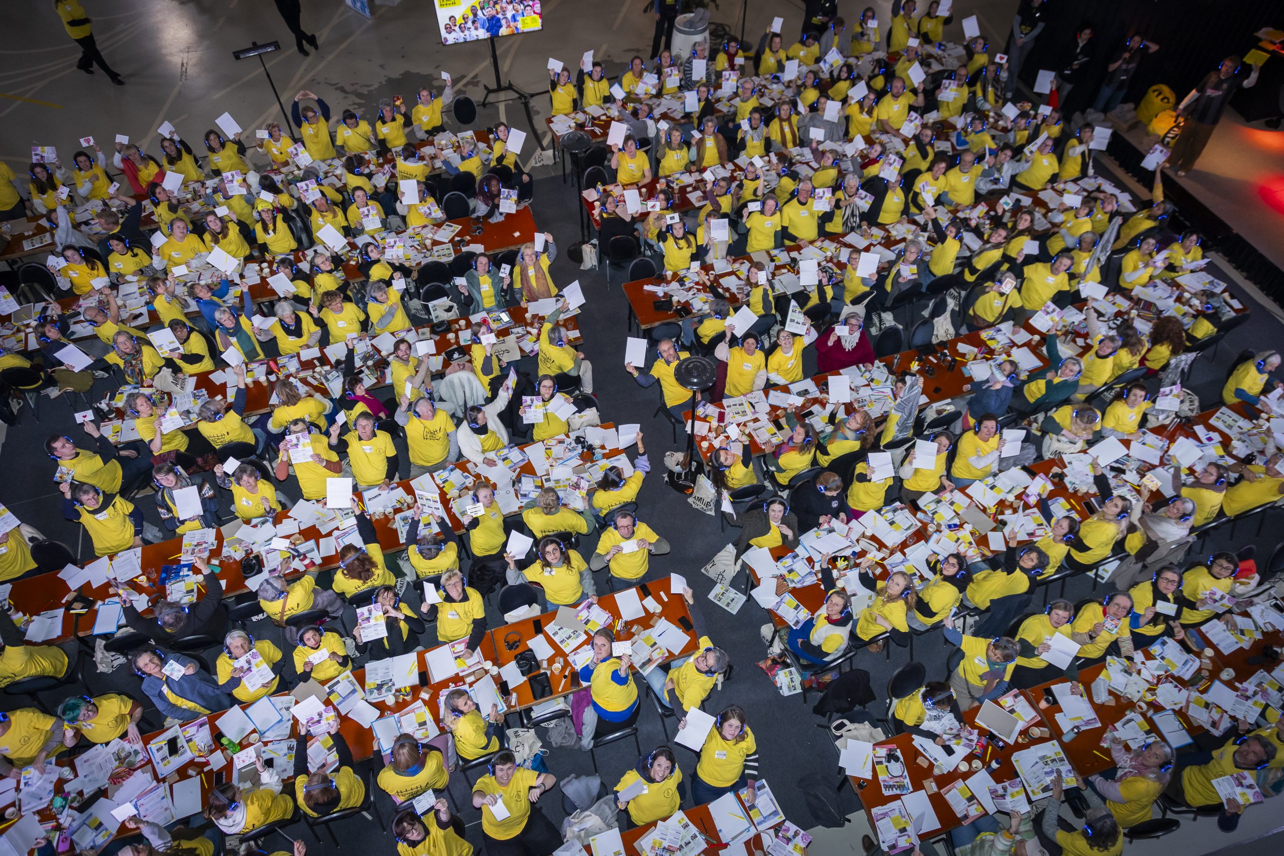 Foto van boven deelnemers schrijf je vrij 2025