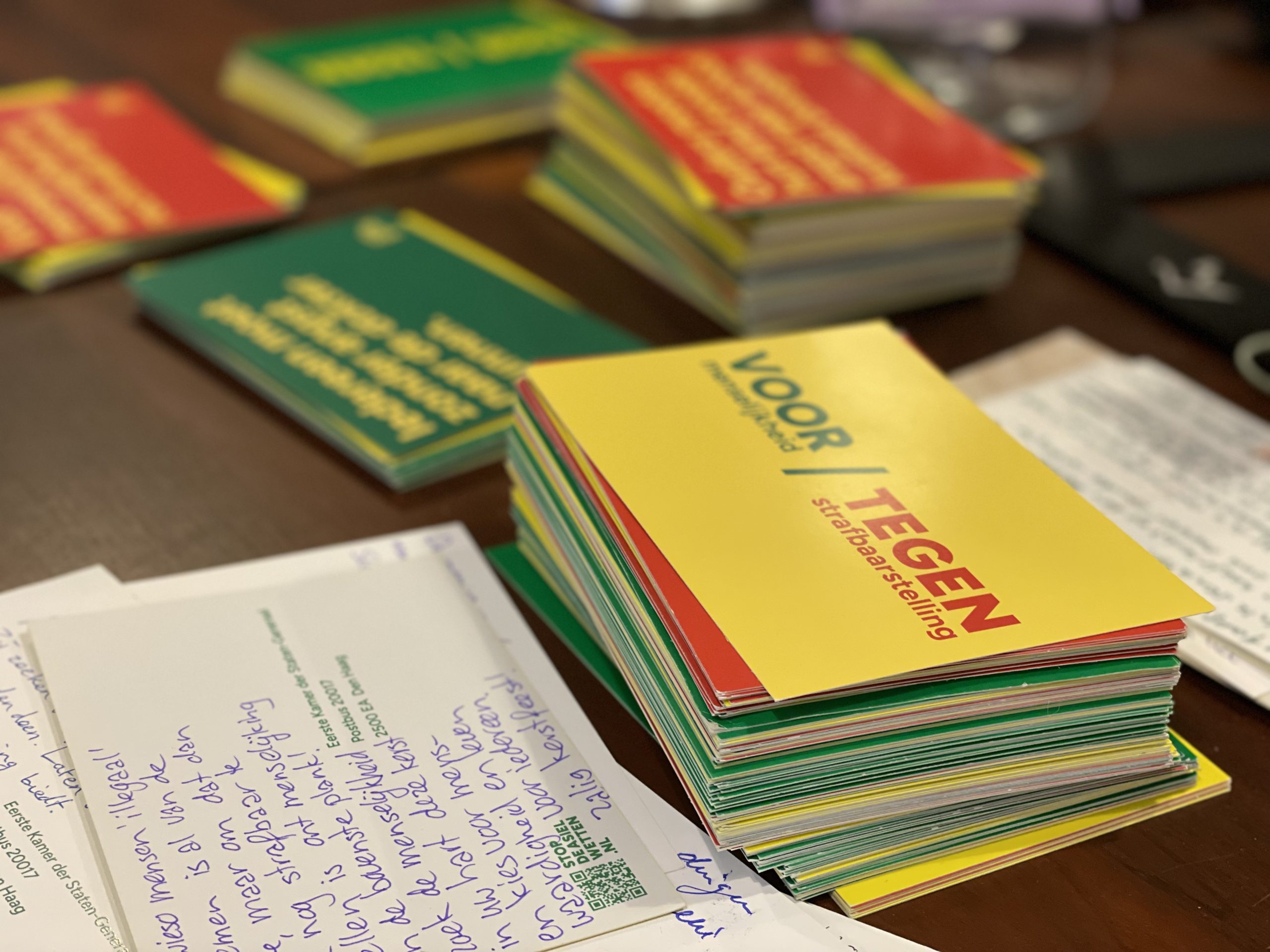 Kaartjes tegen de asielwetten