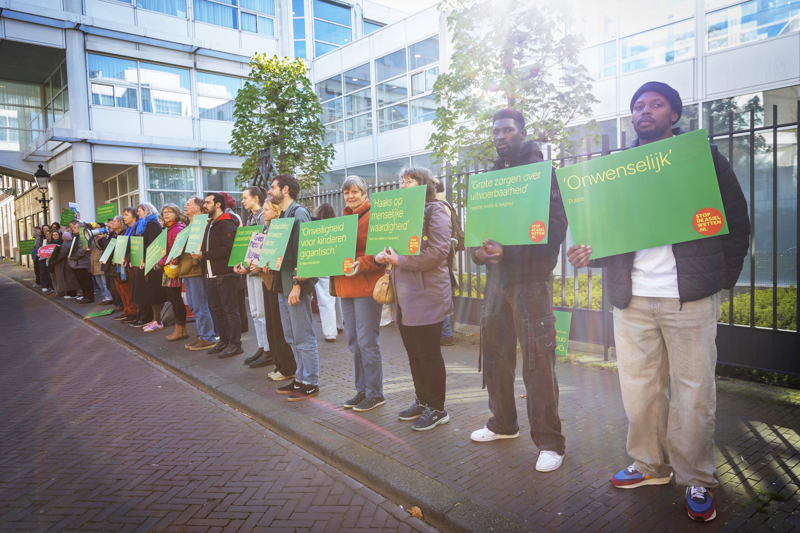 Demonstratie tegen asielwetten, Den Haag, 14 april 2025.